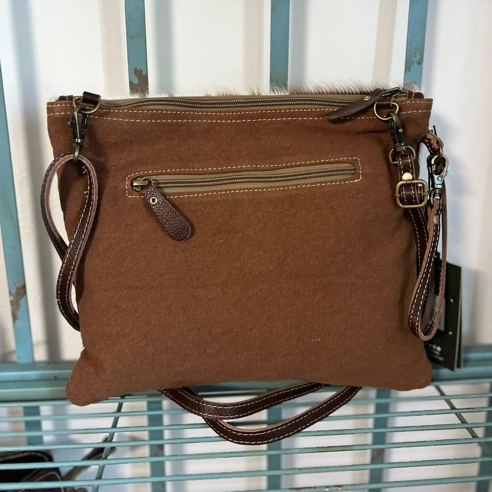 NEW Embossed green leather cowhide Floral Myra Bag ClutchCrossbody Small purse - Picture 6 of 9